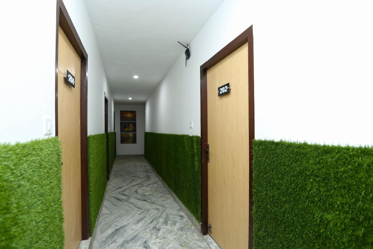 Oyo 16544 Bella Vista By Jordan Otel Agra  Dış mekan fotoğraf