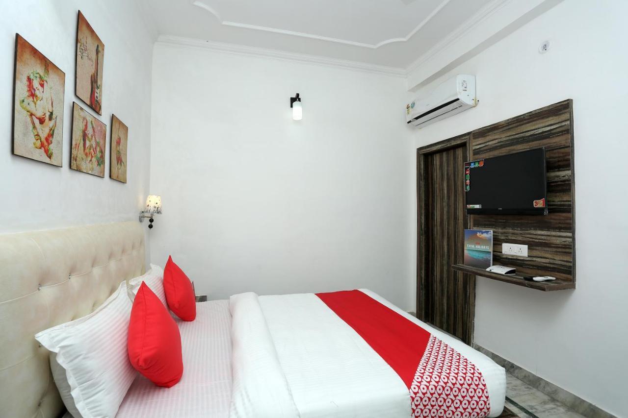 Oyo 16544 Bella Vista By Jordan Otel Agra  Dış mekan fotoğraf