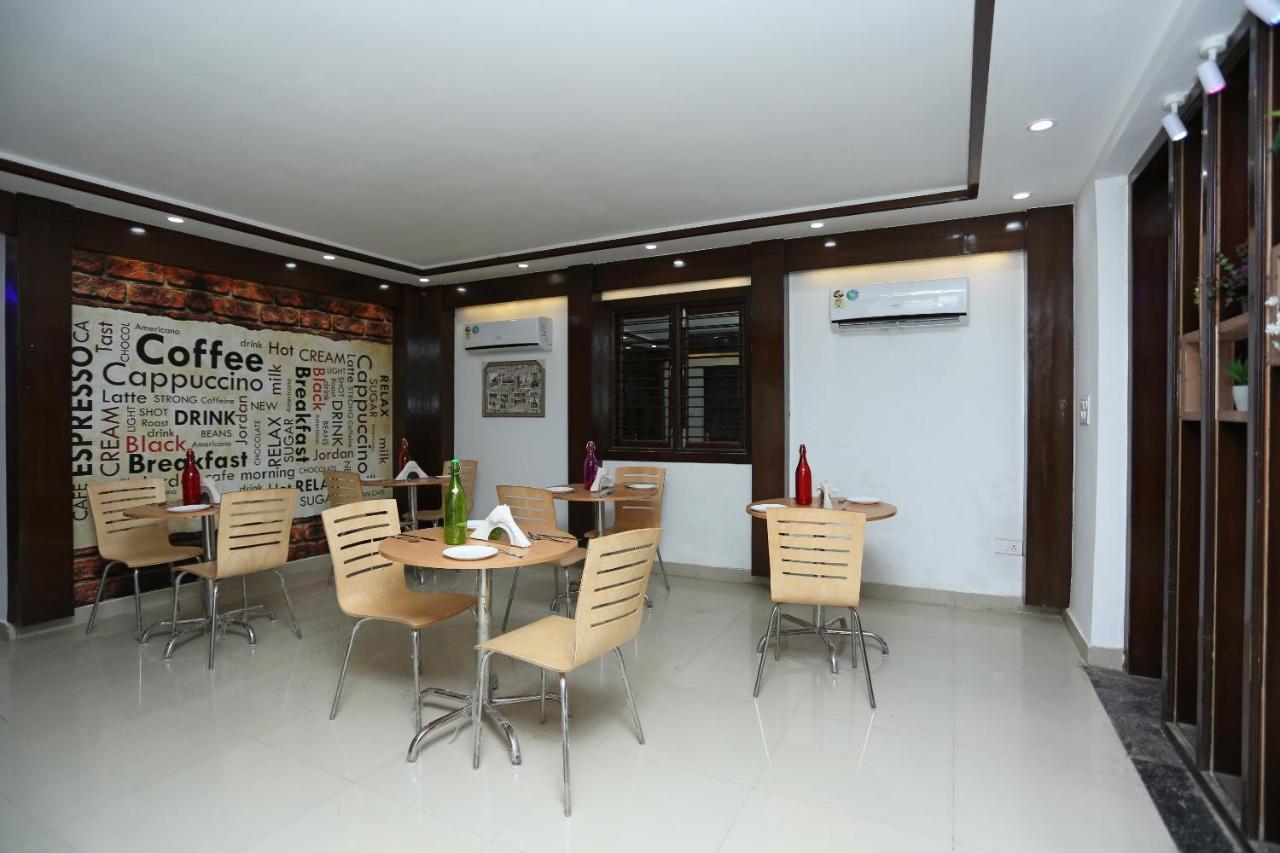 Oyo 16544 Bella Vista By Jordan Otel Agra  Dış mekan fotoğraf